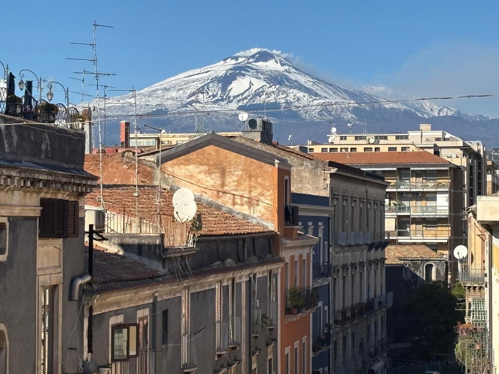 Homestay Rooftop カターニア エクステリア 写真